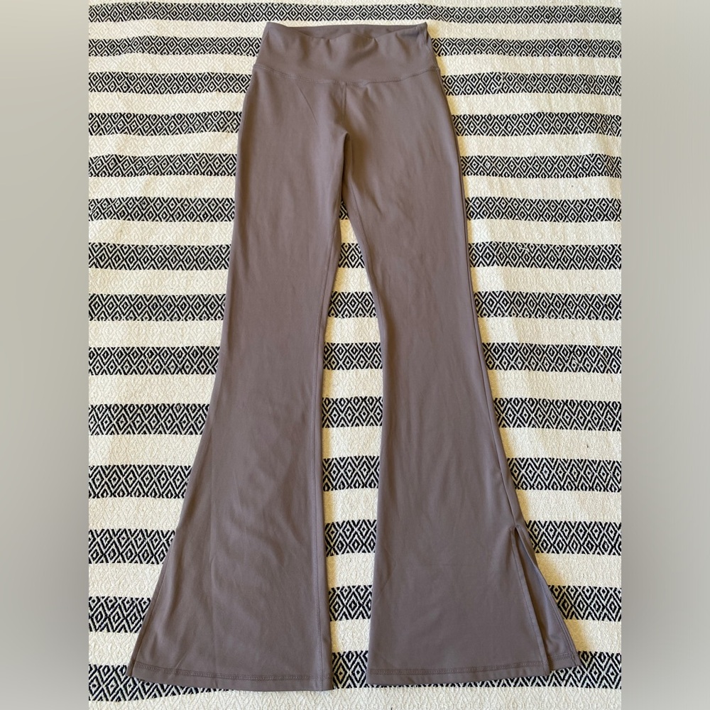 Wilo the Label Split Flare Legging Pants - M